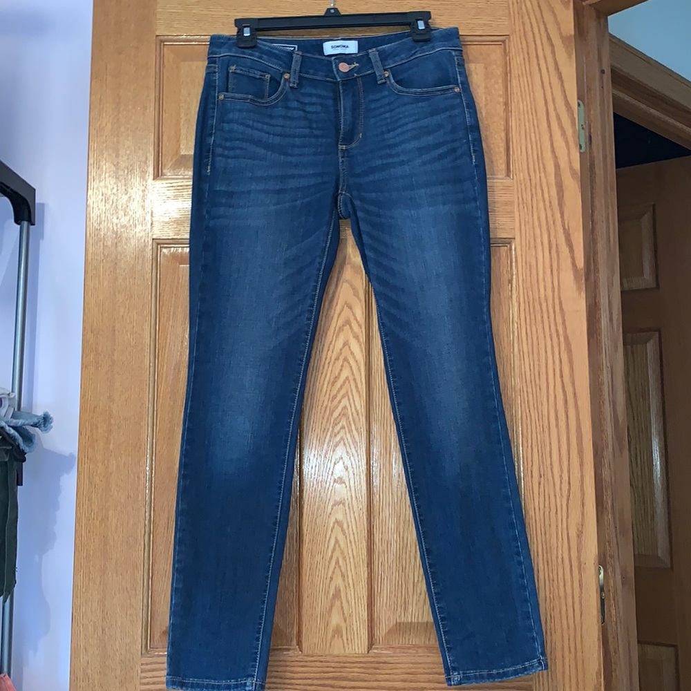 Sonoma Women’s Skinny Jeans Size 6